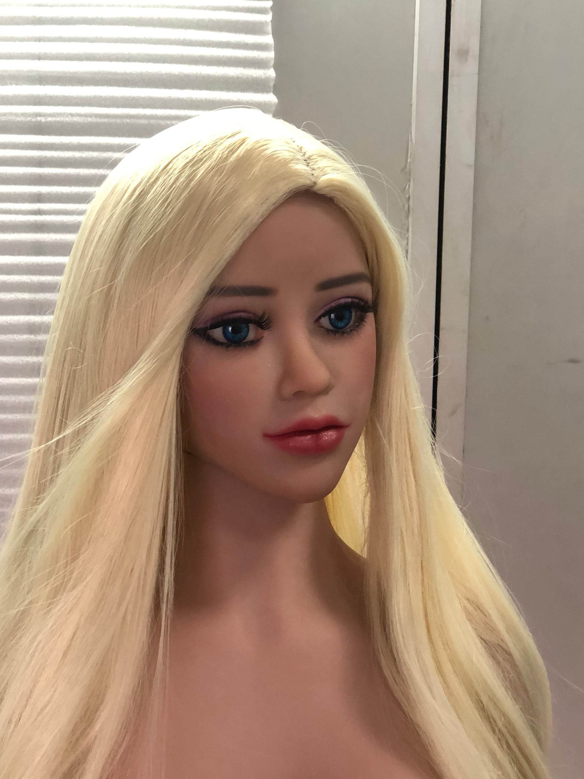 Sasha realistic beautiful love doll/sex doll